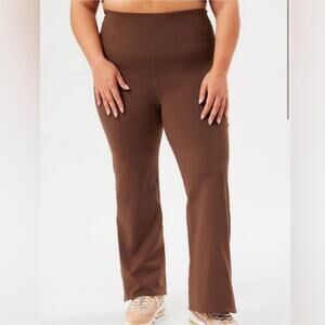 Girlfriend Collective Compressive Flare Leggings Chocolate Brown 3X NWT